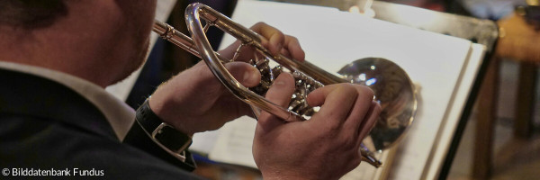 75 Jahre EKHN: Erzählkonzert über Niemöller 